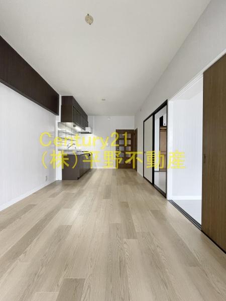 センチュリー中央