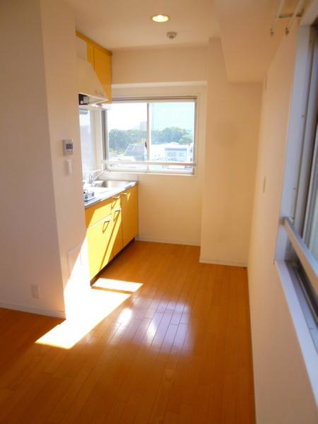 グランシャリオ