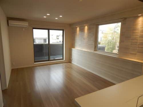 Agreable（アグレアーブル）