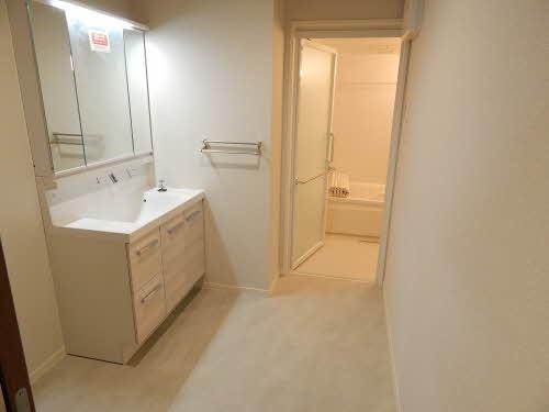 Agreable（アグレアーブル）