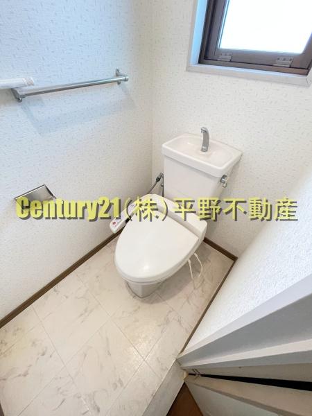 アザレアハイツ江崎