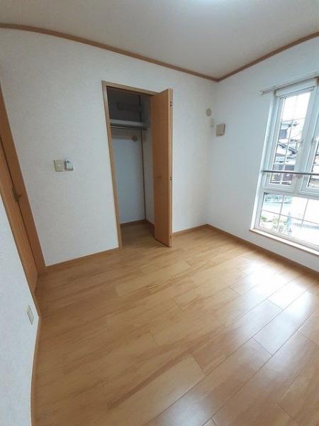 ラシーヌ四番館