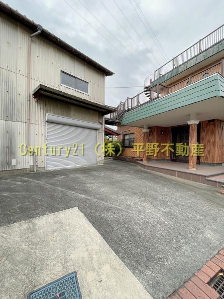 上津貸家
