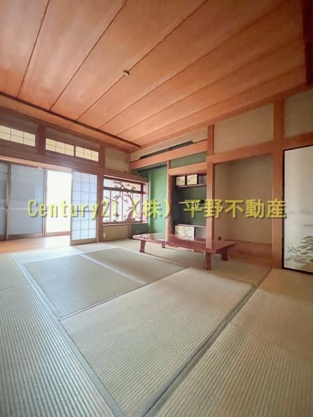 上津貸家