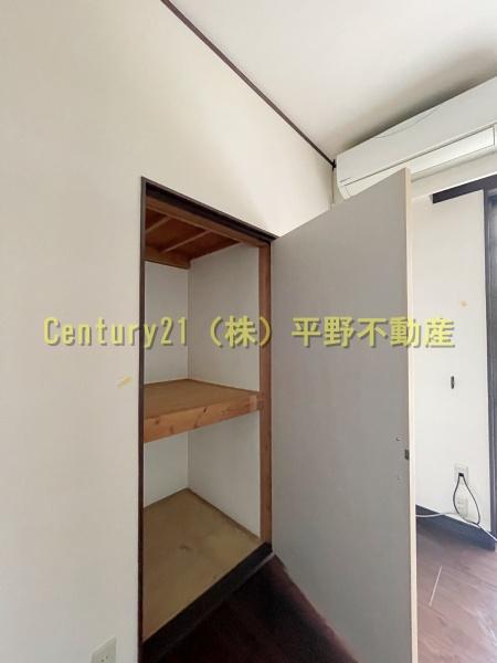 上津貸家