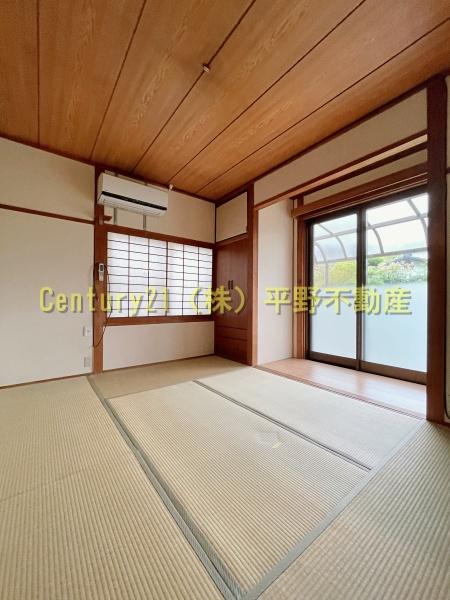上津貸家
