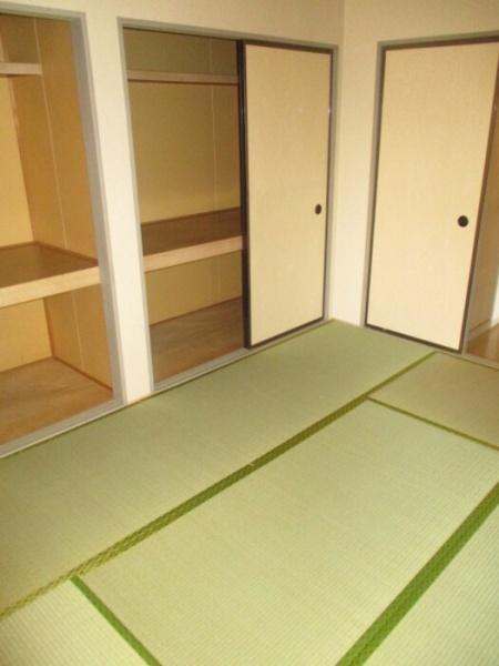 アクール　B棟