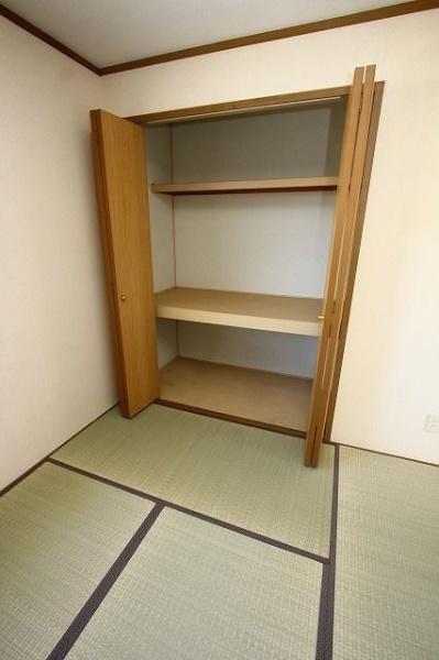フロール