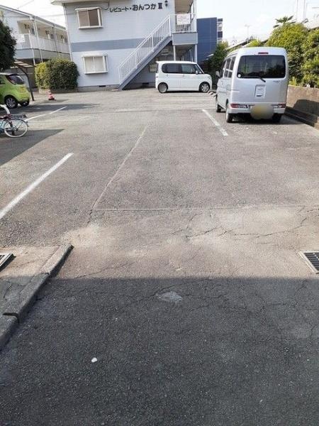 レピュートおんつか