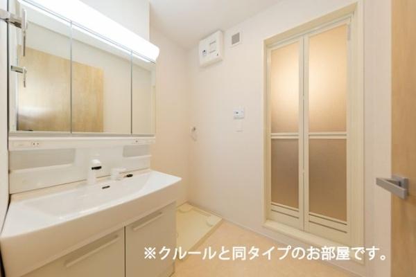 フォーリーフ　クローバーズ