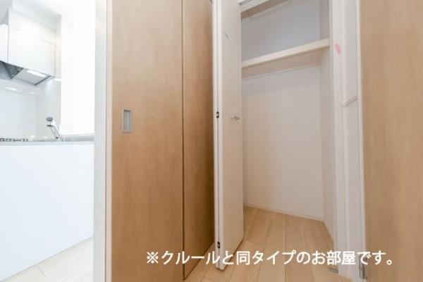 フォーリーフ　クローバーズ