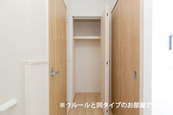 フォーリーフ　クローバーズ