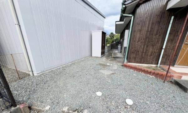 野中町徳瀬貸家