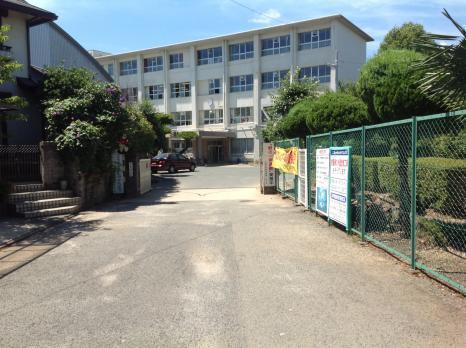ライオンズマンション小頭町公園(久留米市立江南中学校)