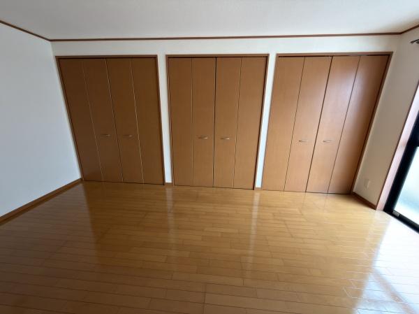 エミネンス津福