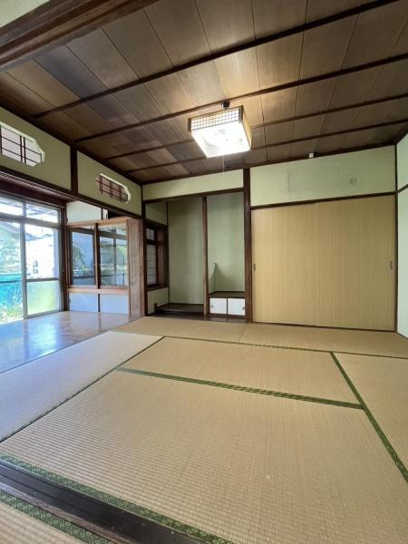 DY諏訪野町貸家