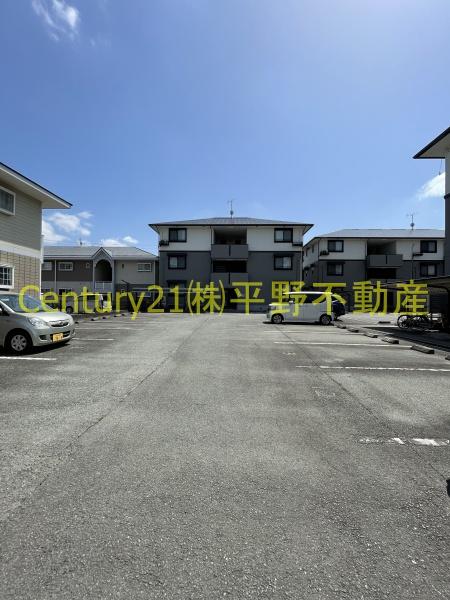 バティール西小森野　B棟