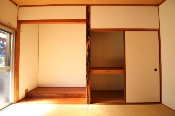山川町貸家