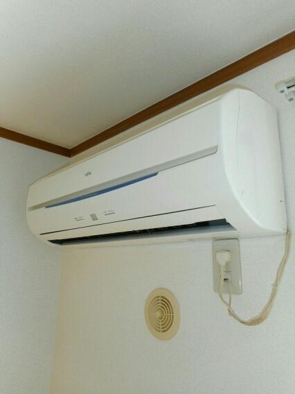 メープルリッジ　B棟