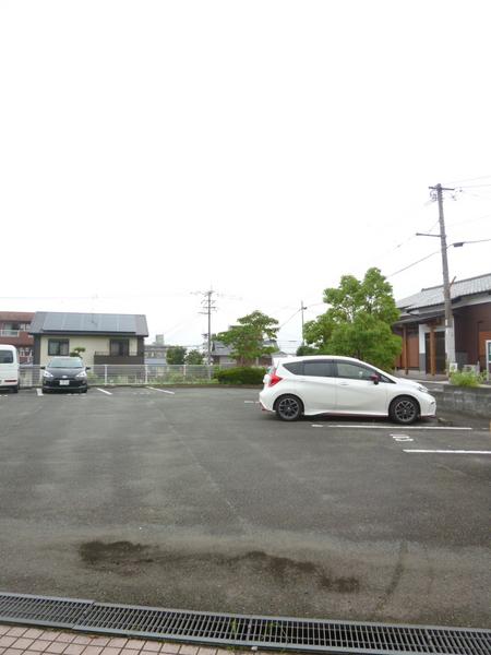サンヒルズ岡2