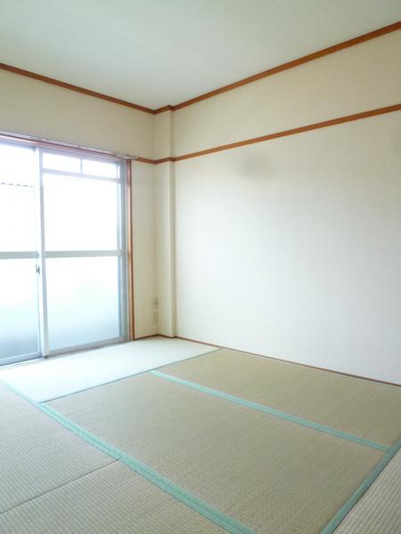 コーポレーティッドナカシマ