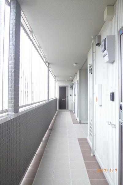 フロレゾン　A棟