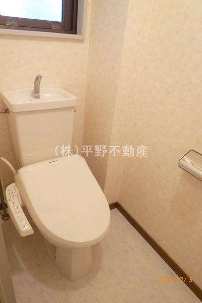 アザレアハイツ江崎
