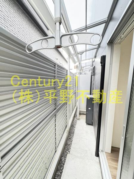 ALLEY5