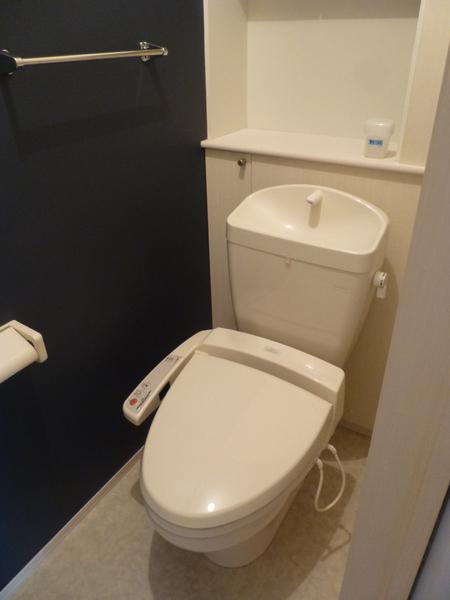 アヴリル(トイレ)