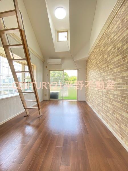 アーサーⅡ(寝室)