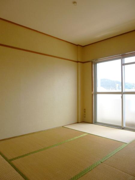 コーポレーティッドナカシマ