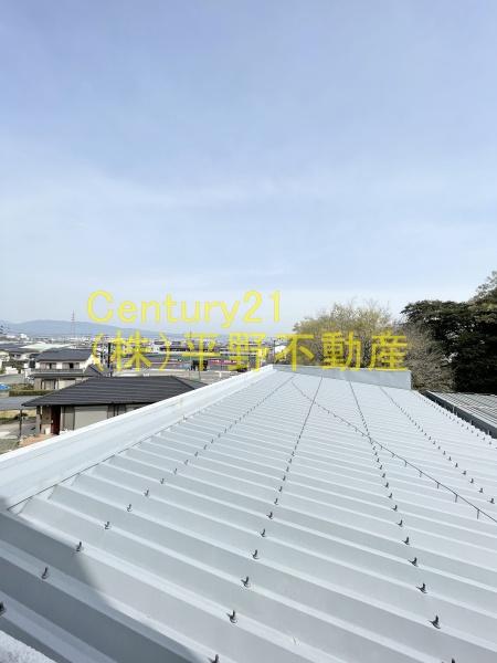 アンジェ大学前
