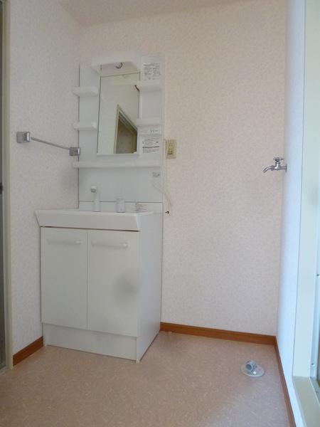 カーサ金子　A棟