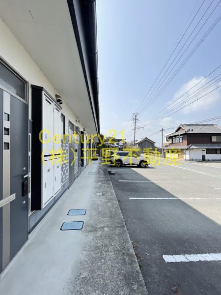 サンマリノ草野　B棟