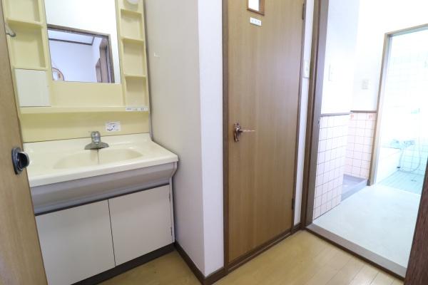 上山田テナント