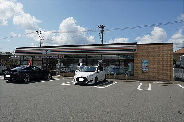 ハイマートカーサ(セブンイレブン稲築郵便局前店)