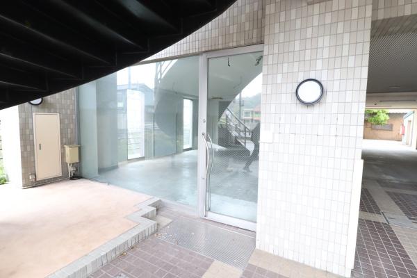 UBI飯塚テナント