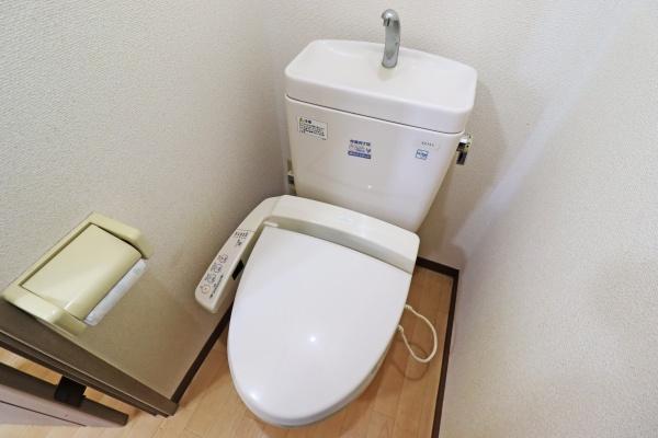 クレストール