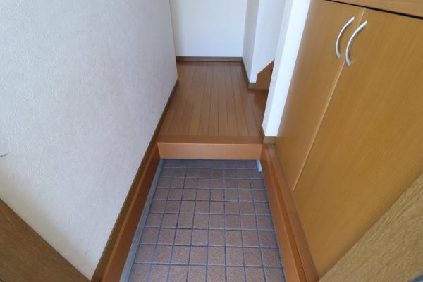 ファミール頴田