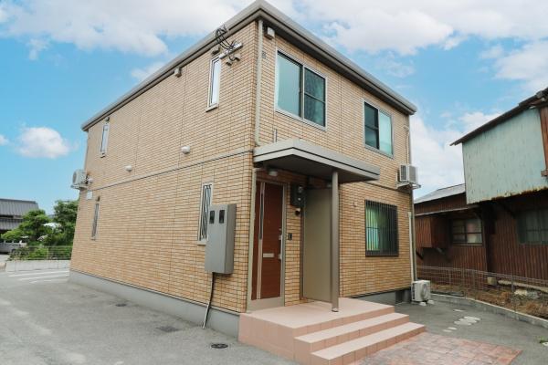 飯塚市菰田東２丁目のアパート