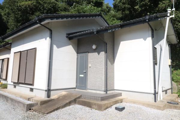 頴田　石橋貸家
