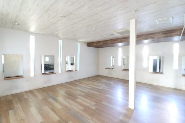 柏の森美容室跡テナント