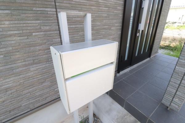 ファミール頴田