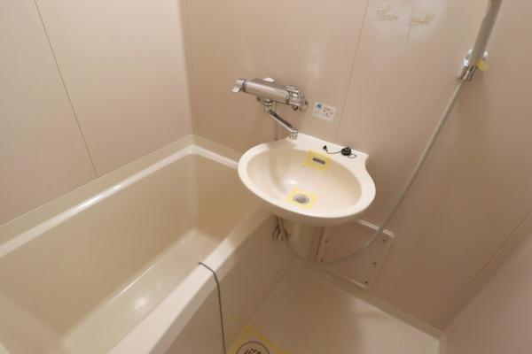 カレッジコート九工大(バス)