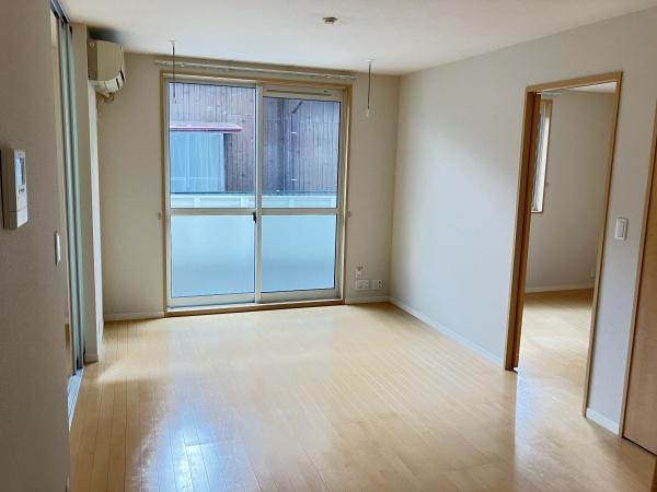 シャーメゾン志の