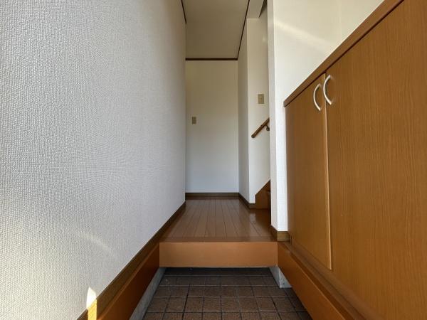 ファミール頴田