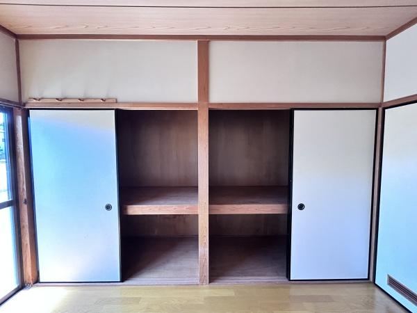 鞍手郡小竹町大字勝野のアパート