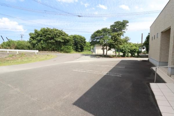 鞍手郡小竹町大字勝野の店舗（一戸建）