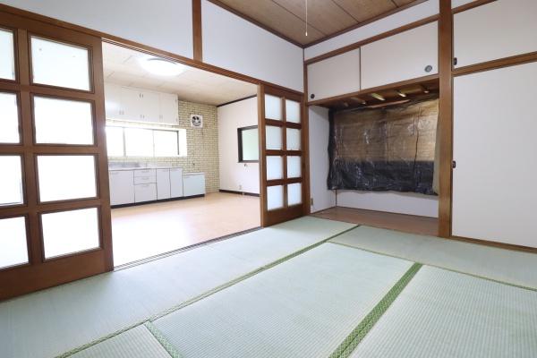 大日寺梶原貸家