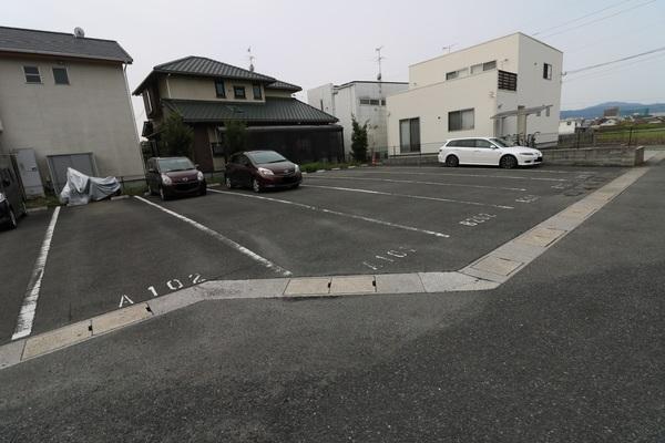オーク菰田